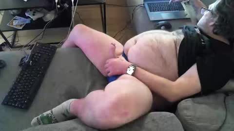 Snapshot of leif_norway chatting on 02/20/25, 04:18 Horny for pvt online show from 02/20/25, 04:18