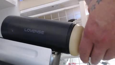 Snapshot of leif_norway chatting on 09/17/25, 02:46 Horny for pvt online show from 09/17/25, 02:46