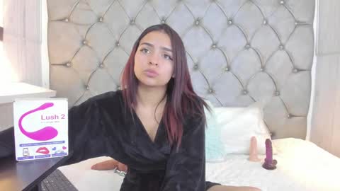 LEIGH ANGELS online show from 12/30/24, 10:55