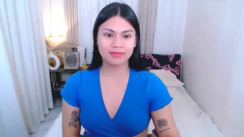 Snapshot of leighcortesi chatting on 10/17/25, 08:00 Cailey online show from 10/17/25, 08:00