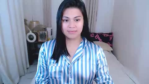 Snapshot of leighcortesi chatting on 10/19/25, 02:07 Cailey online show from 10/19/25, 02:07