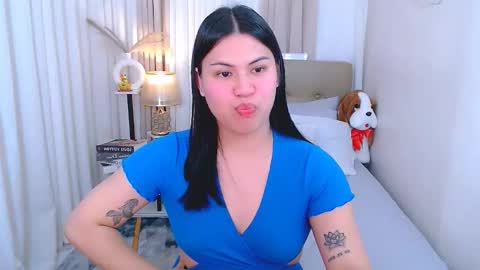 Snapshot of leighcortesi chatting on 11/15/25, 03:48 Cailey online show from 11/15/25, 03:48