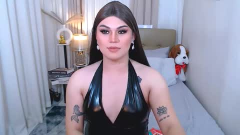 Snapshot of leighcortesi chatting on 11/17/25, 03:45 Cailey online show from 11/17/25, 03:45