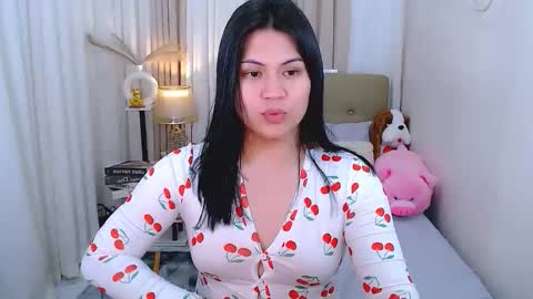 Snapshot of leighcortesi chatting on 11/21/25, 01:54 Cailey online show from 11/21/25, 01:54