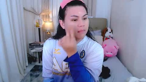 Snapshot of leighcortesi chatting on 11/23/25, 11:26 Cailey online show from 11/23/25, 11:26