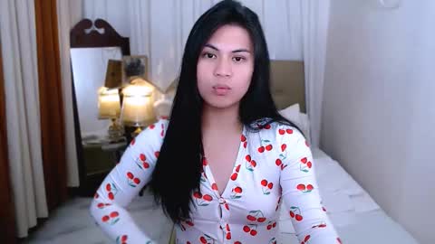 Snapshot of leighcortesi chatting on 03/13/26, 07:26 Cailey online show from 03/13/26, 07:26