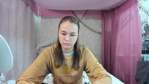 Snapshot of leila_bambi_ chatting on 03/17/26, 09:56 leila_bambi_ online show from 03/17/26, 09:56