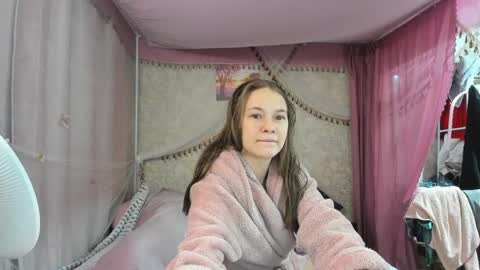 Snapshot of leila_bambi_ chatting on 03/29/26, 06:41 leila_bambi_ online show from 03/29/26, 06:41