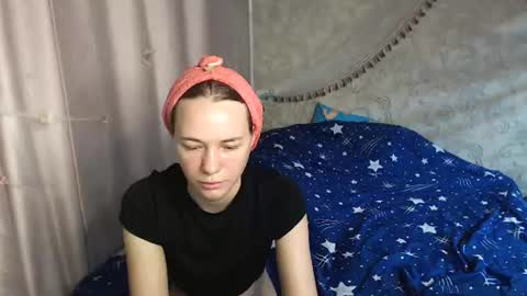 Snapshot of leila_bambi_ chatting on 07/26/26, 04:03 leila_bambi_ online show from 07/26/26, 04:03