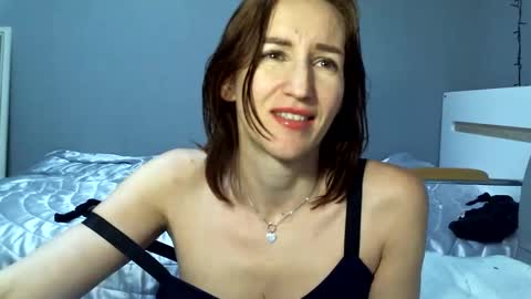 Leila online show from 01/27/25, 08:07