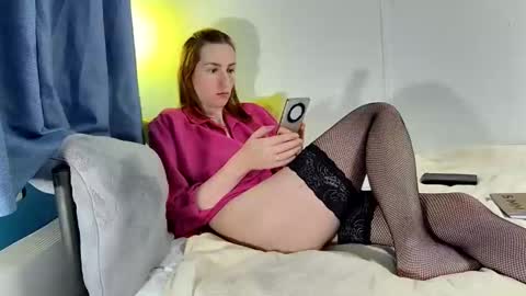 Leila online show from 11/04/25, 11:04