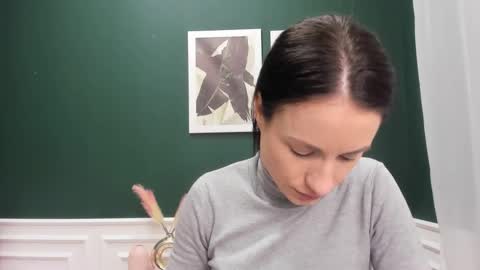 leilabloom online show from 03/02/25, 02:00