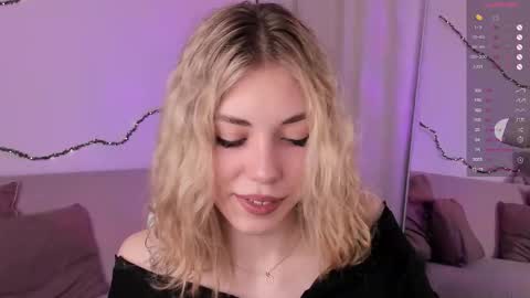 Snapshot of leilalafleur_ chatting on 02/28/26, 02:56 leilalafleur_ online show from 02/28/26, 02:56