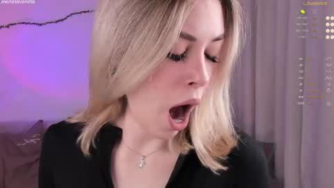 Snapshot of leilalafleur_ chatting on 06/10/26, 04:23 leilalafleur_ online show from 06/10/26, 04:23