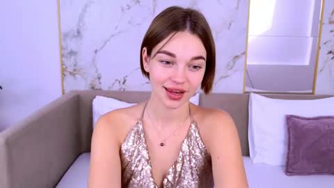 LeilaLawson online show from 02/06/25, 07:56