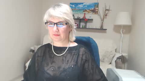 Leila Kinky online show from 02/25/25, 12:55