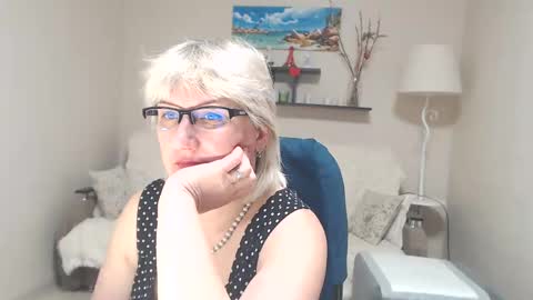 Leila Kinky online show from 03/07/25, 09:07
