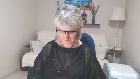 Leila Kinky online show from 07/15/26, 09:58
