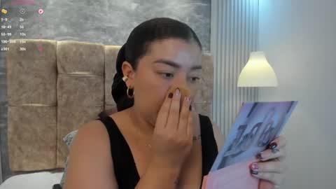 Snapshot of leilapons chatting on 11/14/25, 05:44 leilapons online show from 11/14/25, 05:44