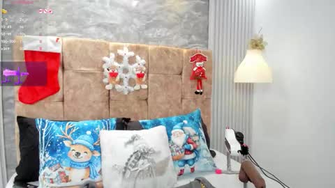 Snapshot of leilapons chatting on 12/02/25, 06:58 leilapons online show from 12/02/25, 06:58