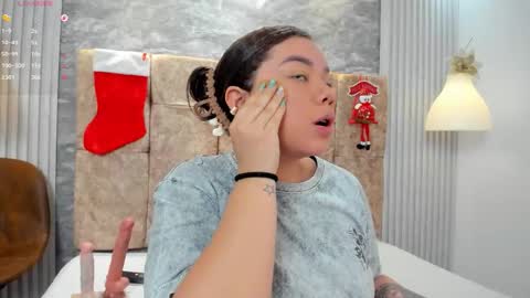 Snapshot of leilapons chatting on 12/04/25, 04:59 leilapons online show from 12/04/25, 04:59