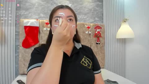 Snapshot of leilapons chatting on 12/14/25, 04:56 leilapons online show from 12/14/25, 04:56