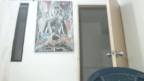 Snapshot of leily_ass chatting on 10/23/25, 07:34 leily online show from 10/23/25, 07:34