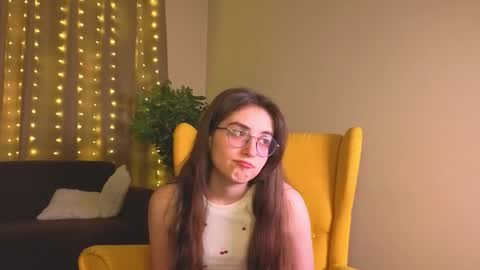 Snapshot of lekishaoderkirk chatting on 10/23/25, 07:12 Luna online show from 10/23/25, 07:12