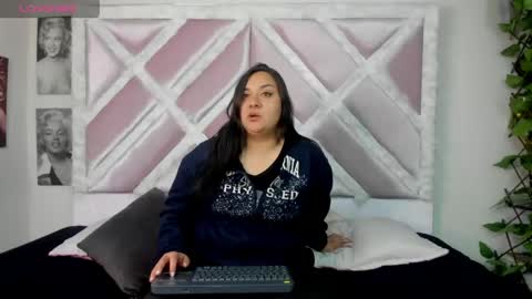 Snapshot of lele_699 chatting on 03/24/26, 01:54 lele_699 online show from 03/24/26, 01:54