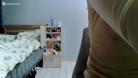 Snapshot of lemon1774 chatting on 11/15/25, 11:18 lemon1774 online show from 11/15/25, 11:18