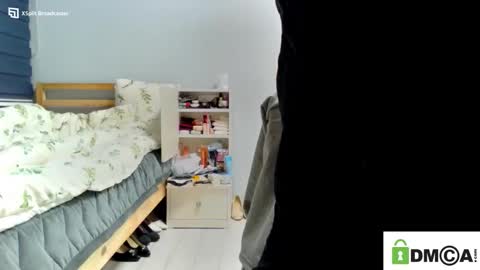 Snapshot of lemon1774 chatting on 12/15/25, 10:08 lemon1774 online show from 12/15/25, 10:08