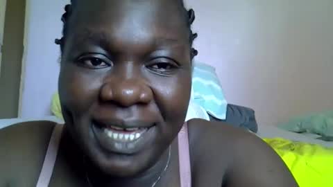 Snapshot of lemon_girl90 chatting on 10/18/25, 08:15 lemon_girl90 online show from 10/18/25, 08:15