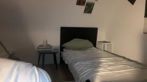 lemon_squeezerr online show from 09/20/25, 09:38