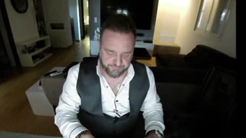 Snapshot of lemouth006 chatting on 12/14/24, 10:56 Ange online show from 12/14/24, 10:56