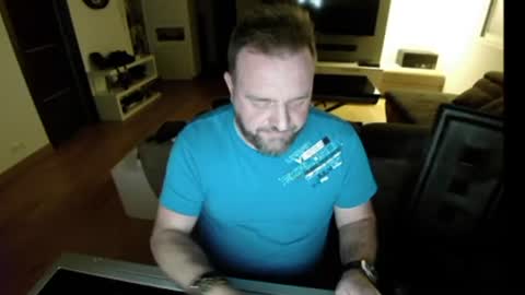 Snapshot of lemouth006 chatting on 12/21/24, 06:34 Ange online show from 12/21/24, 06:34