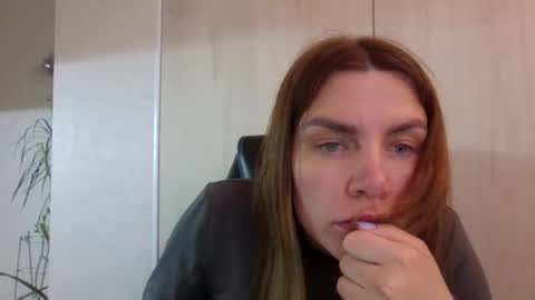 lena6122000 online show from 05/30/26, 02:25