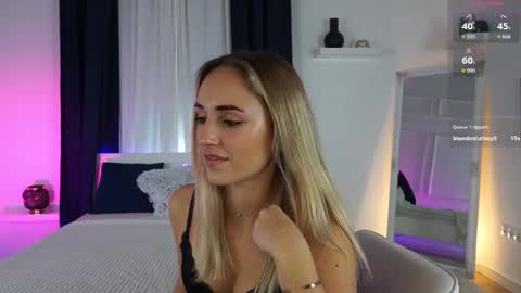 Lena online show from 11/20/25, 02:28