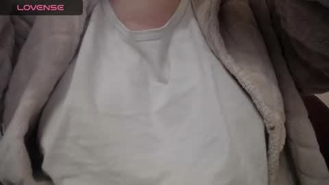 lenagolden online show from 02/21/25, 03:12