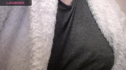 lenagolden online show from 03/06/25, 07:32