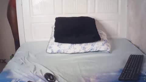 Snapshot of lenah6 chatting on 02/13/26, 02:29 lenah6 online show from 02/13/26, 02:29