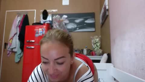 lenalana2 online show from 09/16/25, 05:14