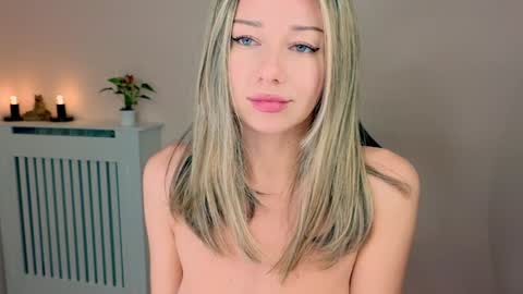 Snapshot of lenamuti chatting on 11/27/25, 08:38 Lena online show from 11/27/25, 08:38