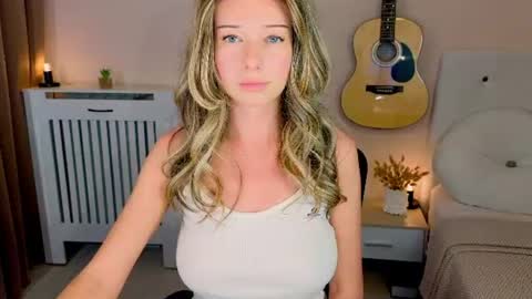 Lena online show from 06/08/26, 11:54