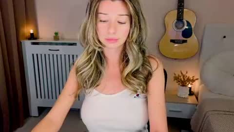 Lena online show from 06/09/26, 04:46