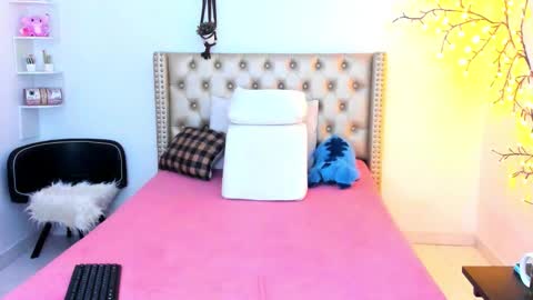 Snapshot of lenastylesoa chatting on 11/29/25, 01:14 Lena online show from 11/29/25, 01:14