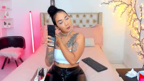 Snapshot of lenastylesoa chatting on 02/18/26, 01:18 Lena online show from 02/18/26, 01:18