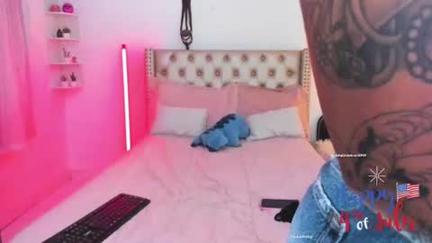 Lena  online show from 07/04/26, 11:55
