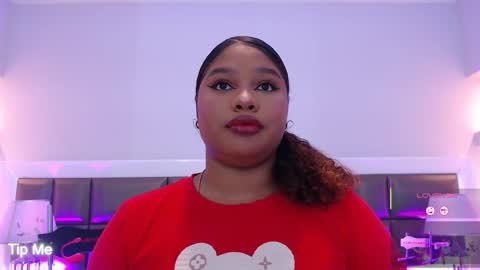 Snapshot of lennaevans chatting on 10/21/25, 10:49 Lenna online show from 10/21/25, 10:49