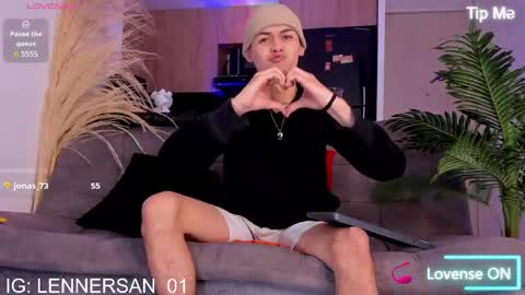 Lenner INDEPENDENT MODEL online show from 12/05/24, 04:20
