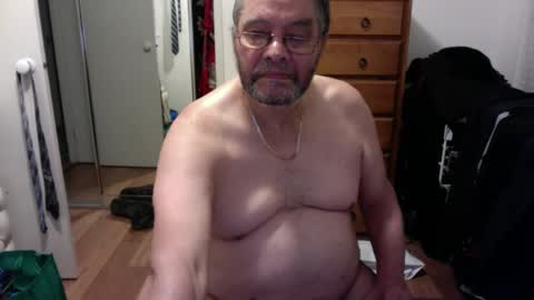 Snapshot of lennyfife chatting on 12/09/24, 11:04 Pussylicker online show from 12/09/24, 11:04